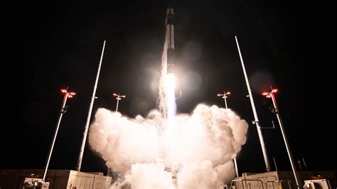 launcherelectron|rocket lab electron booster.
